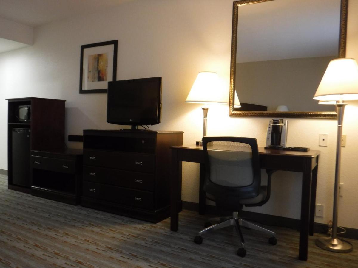 Holiday Inn Express West Jefferson By Ihg Ngoại thất bức ảnh