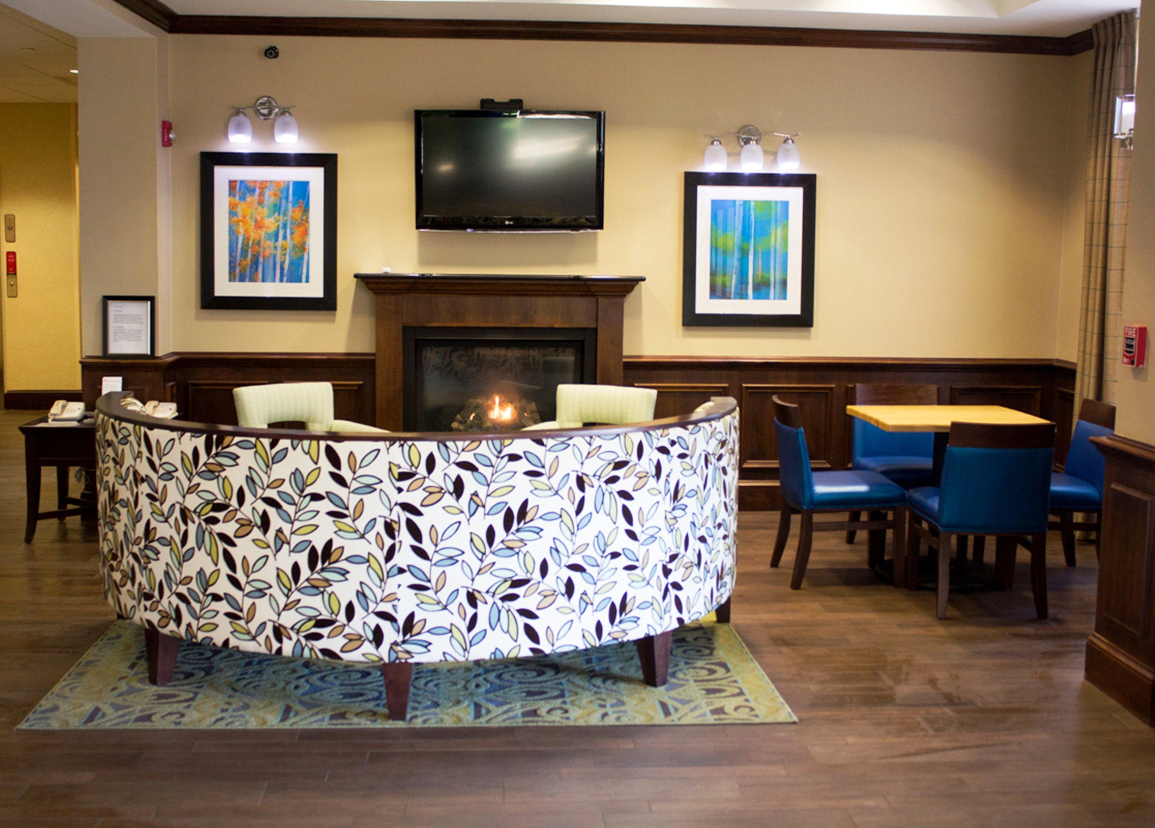 Holiday Inn Express West Jefferson By Ihg Ngoại thất bức ảnh