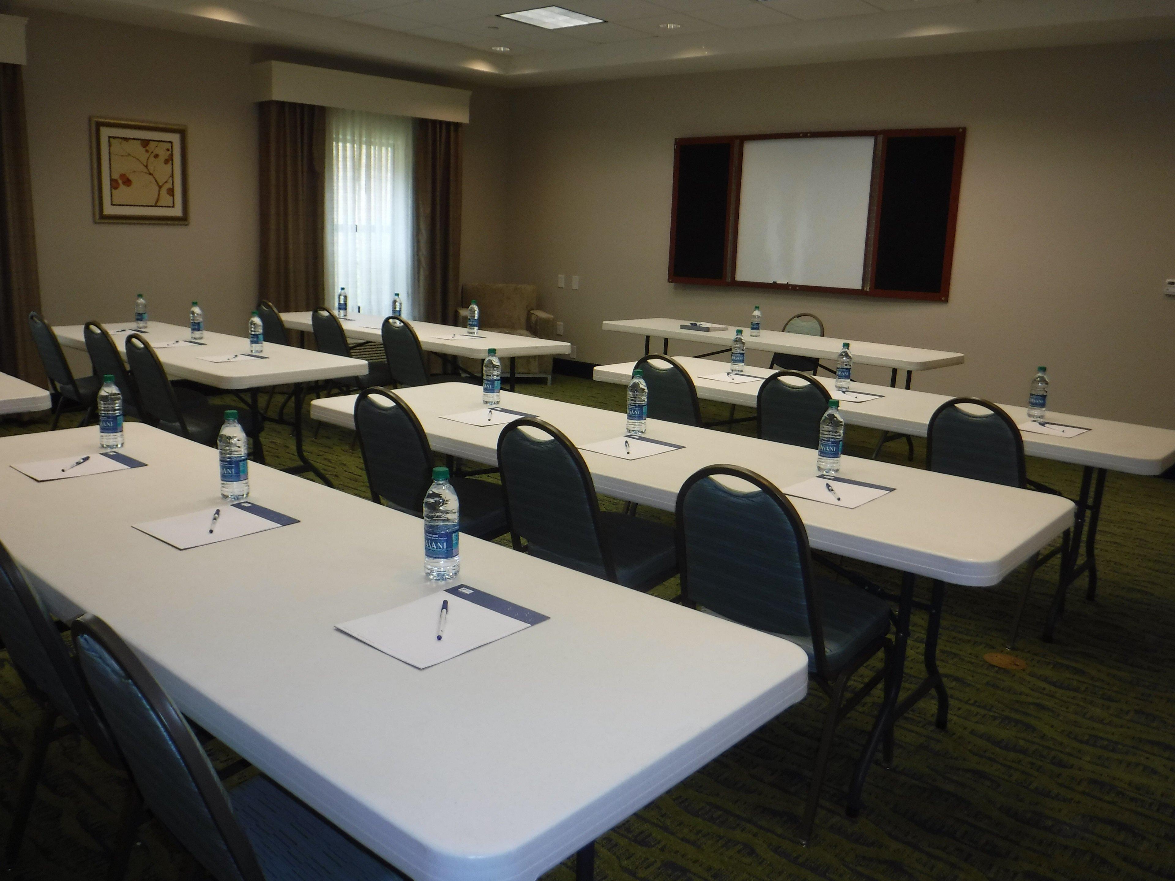 Holiday Inn Express West Jefferson By Ihg Ngoại thất bức ảnh